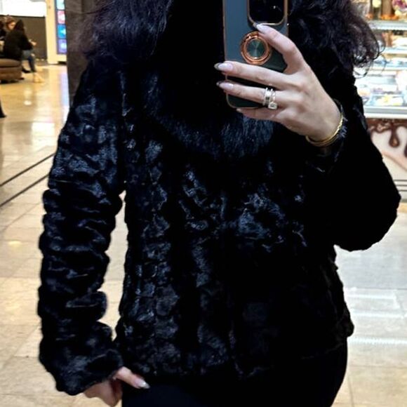 ladies natural bison fur short black jacket fur coat - Picture 3 of 4